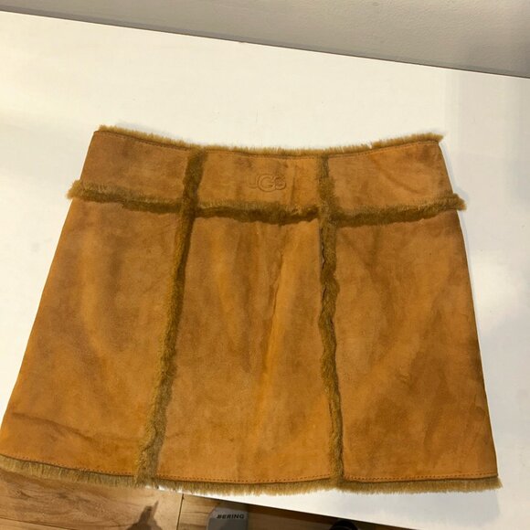 Suede fur-lined UGG mini skirt, Size Small - Picture 1 of 2